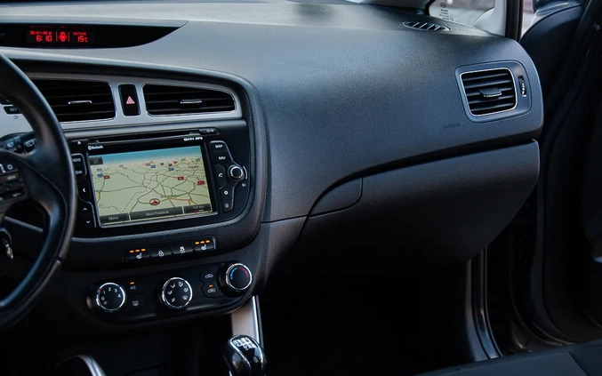 Kia Ceed cena 29900 przebieg: 228500, rok produkcji 2013 z Żerków małe 742